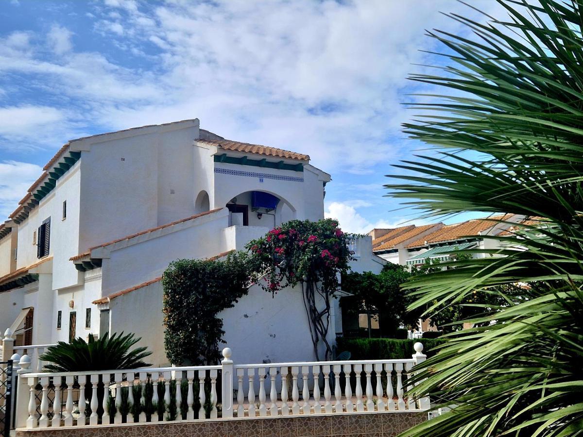 Lovely Apartment Near The Beach In Sunny La Mata Torrevieja Dış mekan fotoğraf